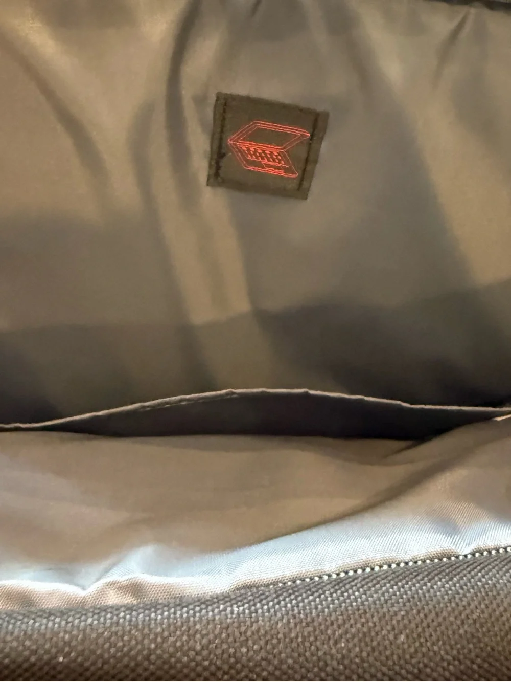MIUSSE Black Large Backpack Laptop Travel Bag Zip & Buckle Padded Straps NWT